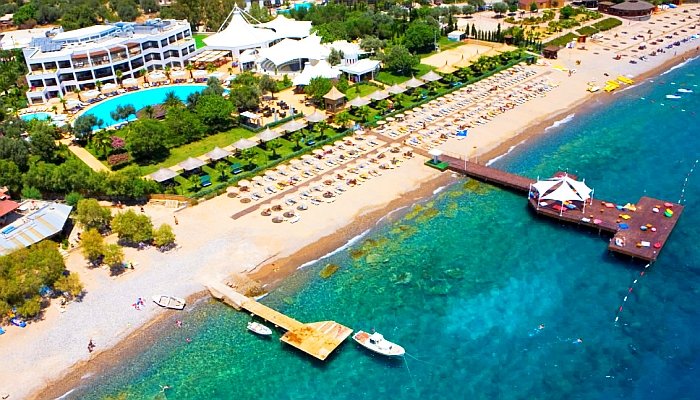 Bodrum Yalıkavak sahili otel Latanya denize sıfır tatil