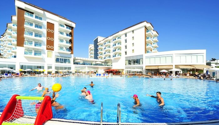 Cenger Beach Resort  >