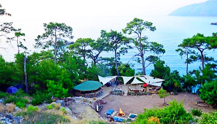 Kabak koyu doğa tatil yerleri ağaçevler