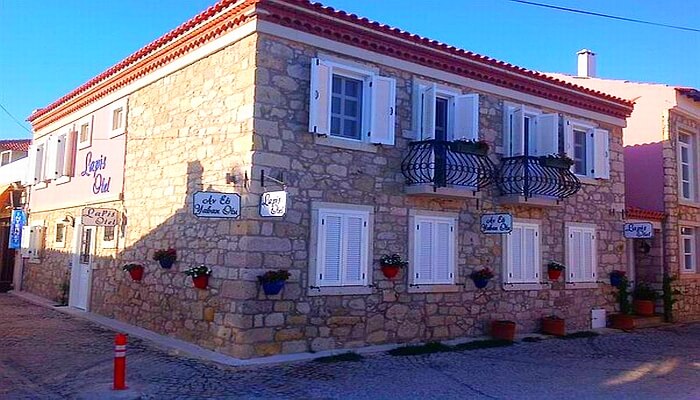 Lapis taş otel Alaçatı
