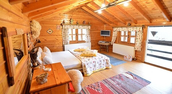 yesil evler bolu abant bungalov tatil masal romantik dag evi