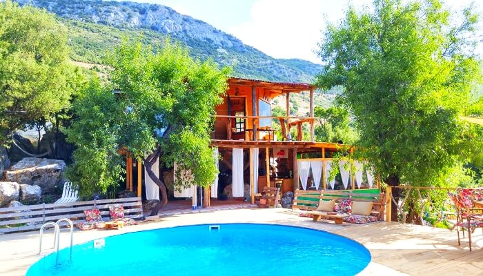 Kaş Shanti doğa köyü